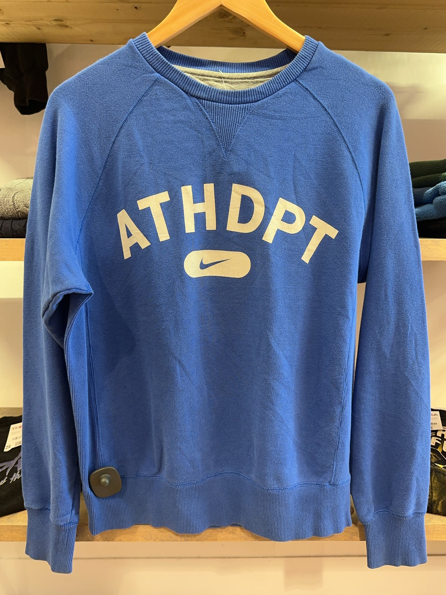 M - Vintage 2000's Nike Sweatshirt