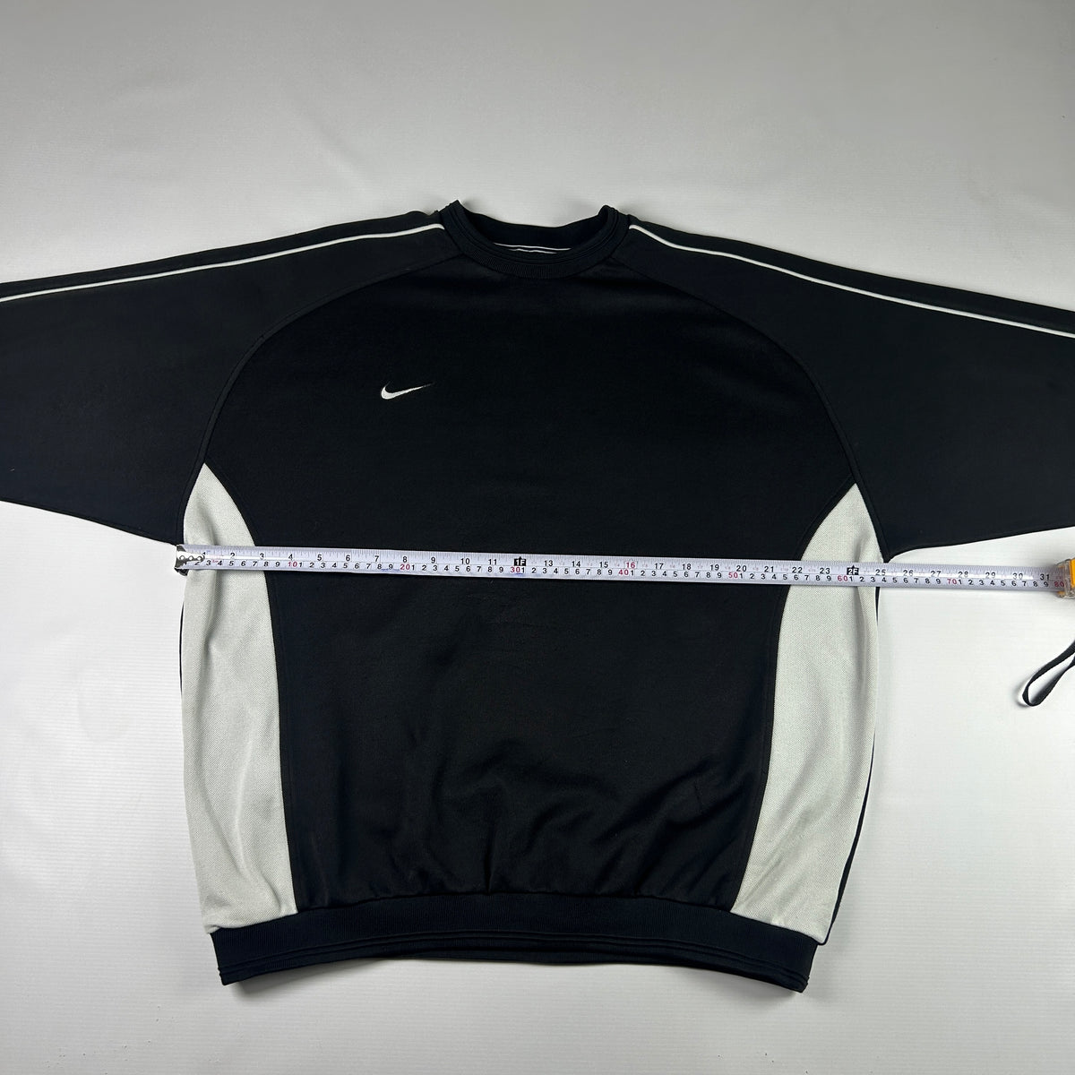 XL - Vintage 2000's Nike Sweatshirt