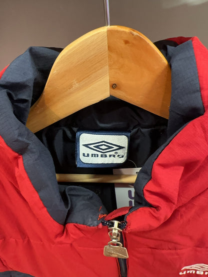 Vintage 2000's Umbro Puffer Vest - XL