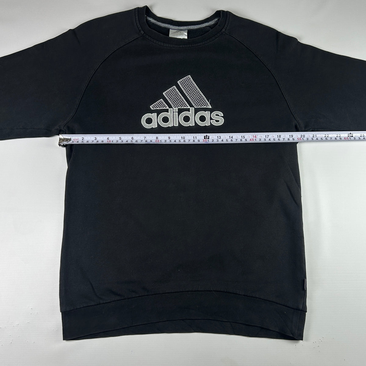 S - Vintage 2000's Adidas Sweatshirt