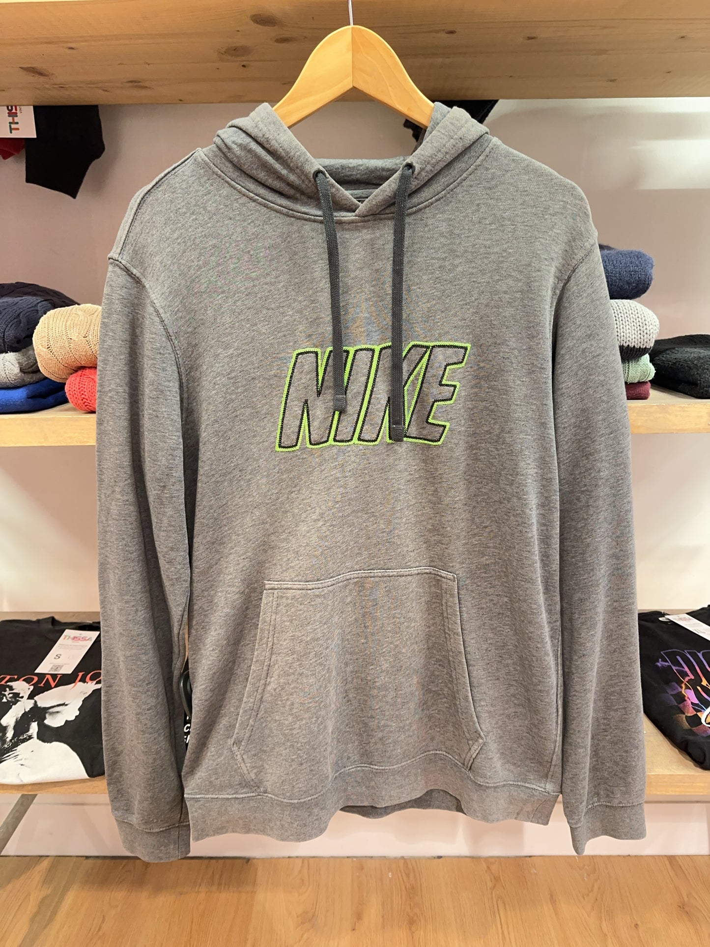 Nike Hoodie - M