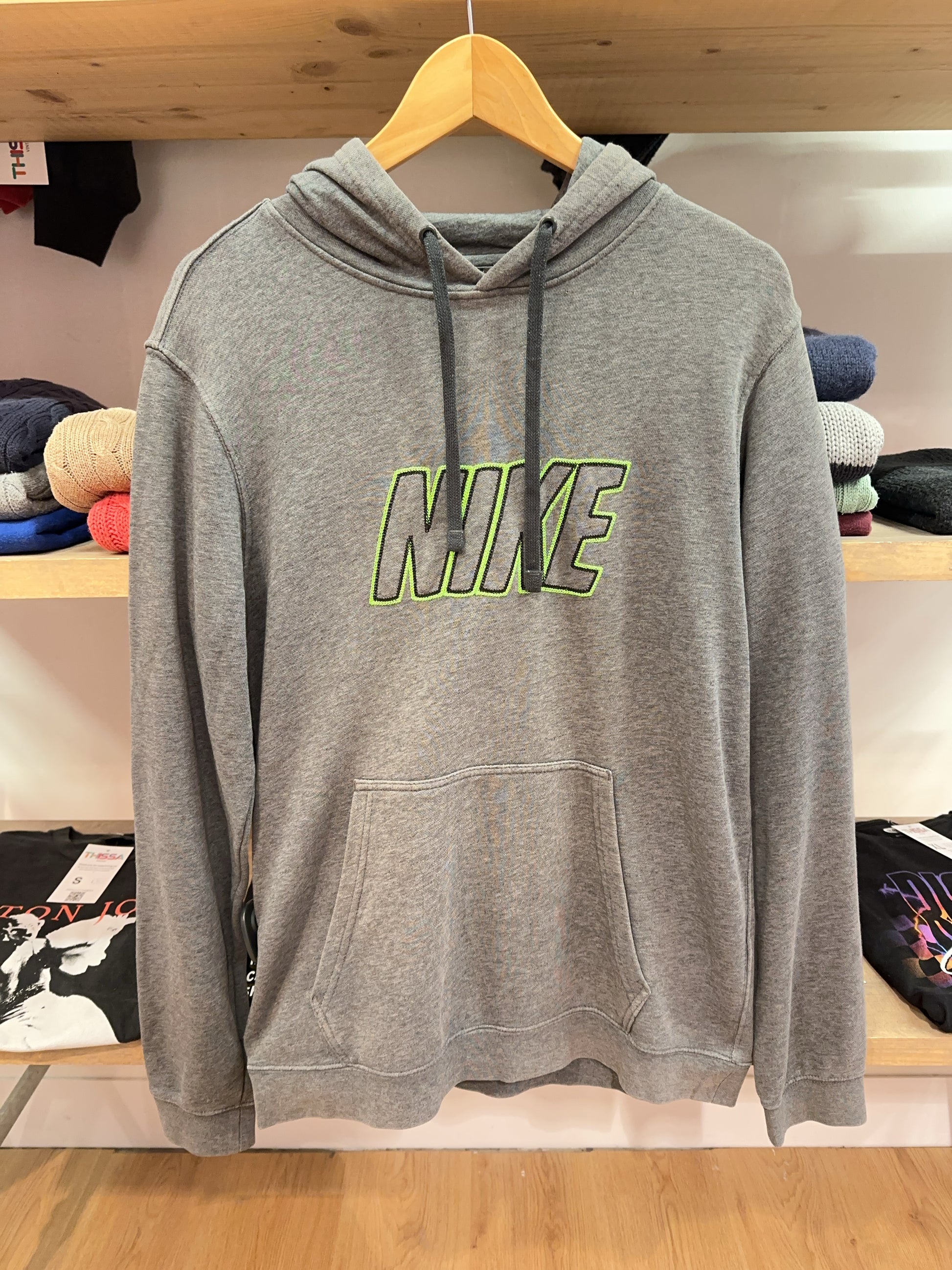 Nike Hoodie - M