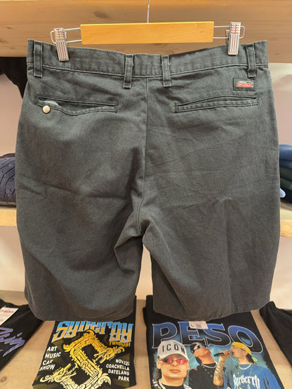 32 - Dickies Shorts