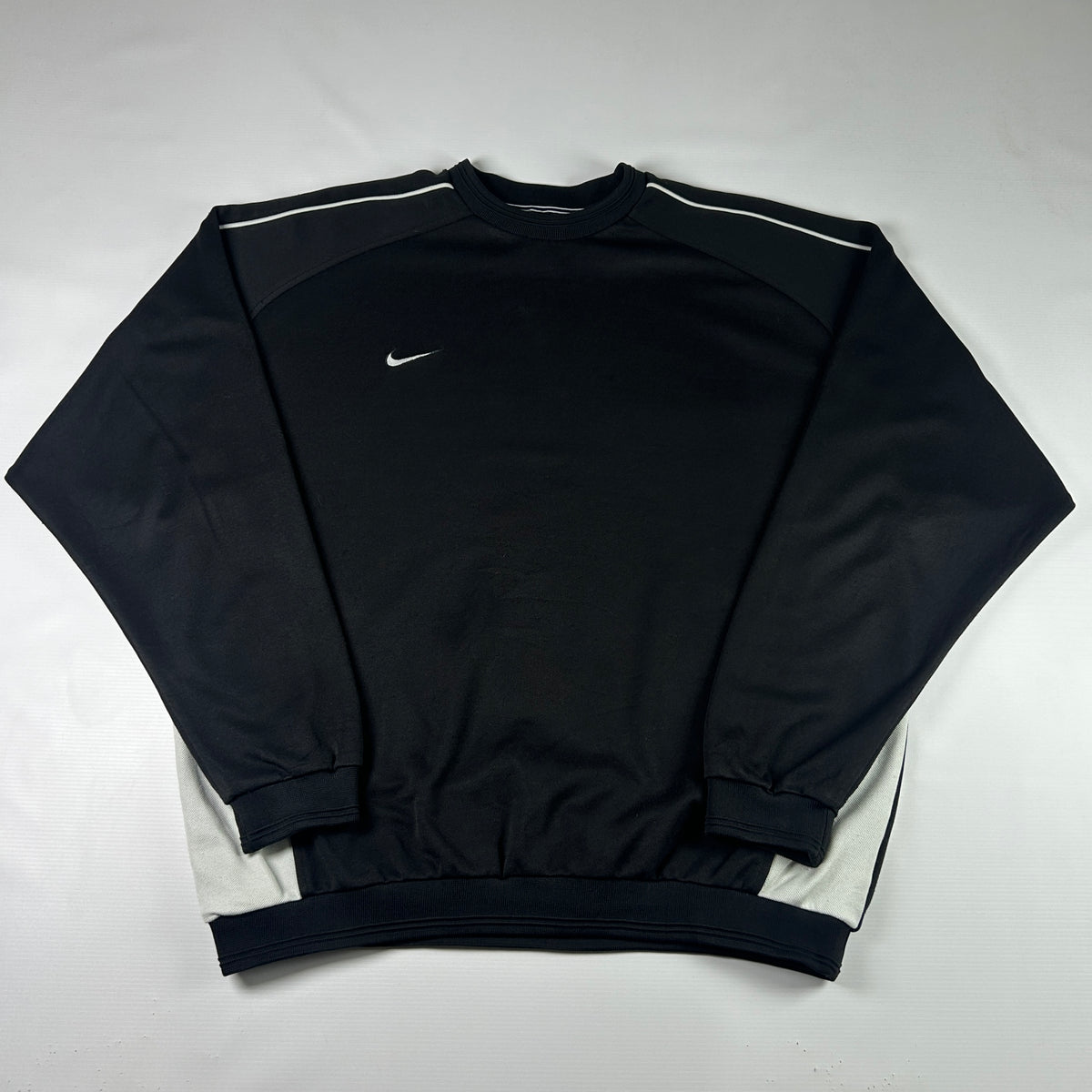 XL - Vintage 2000's Nike Sweatshirt