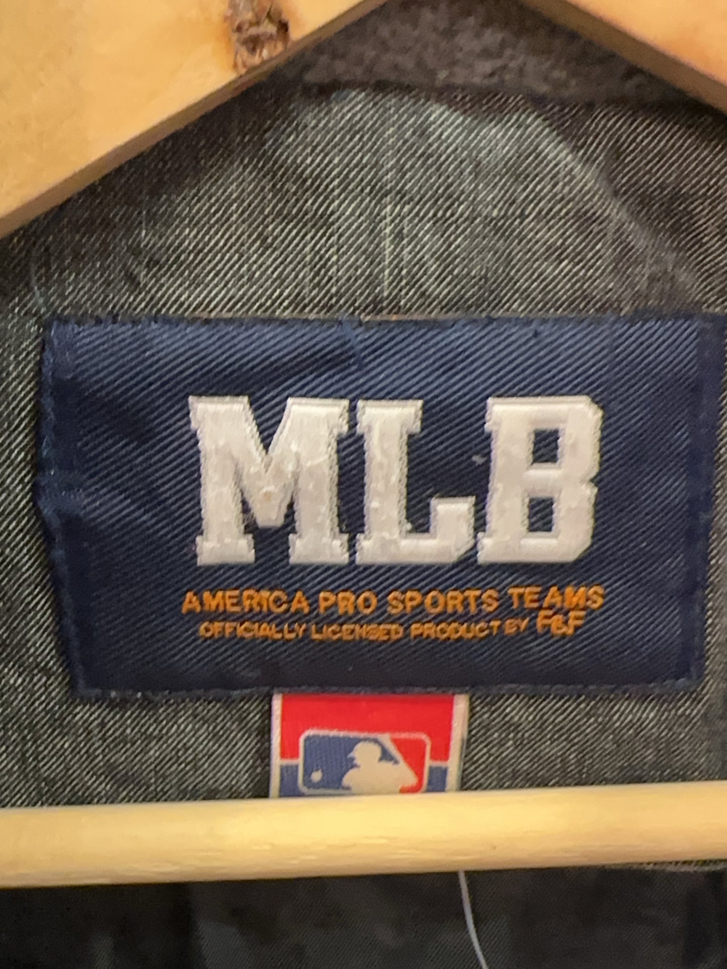 L - MLB Jeans Puffer Jacket