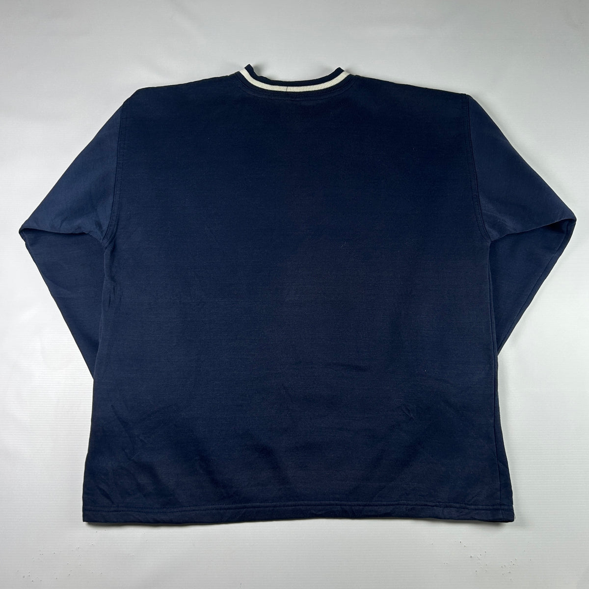 L - Vintage 2000's Nike Sweatshirt