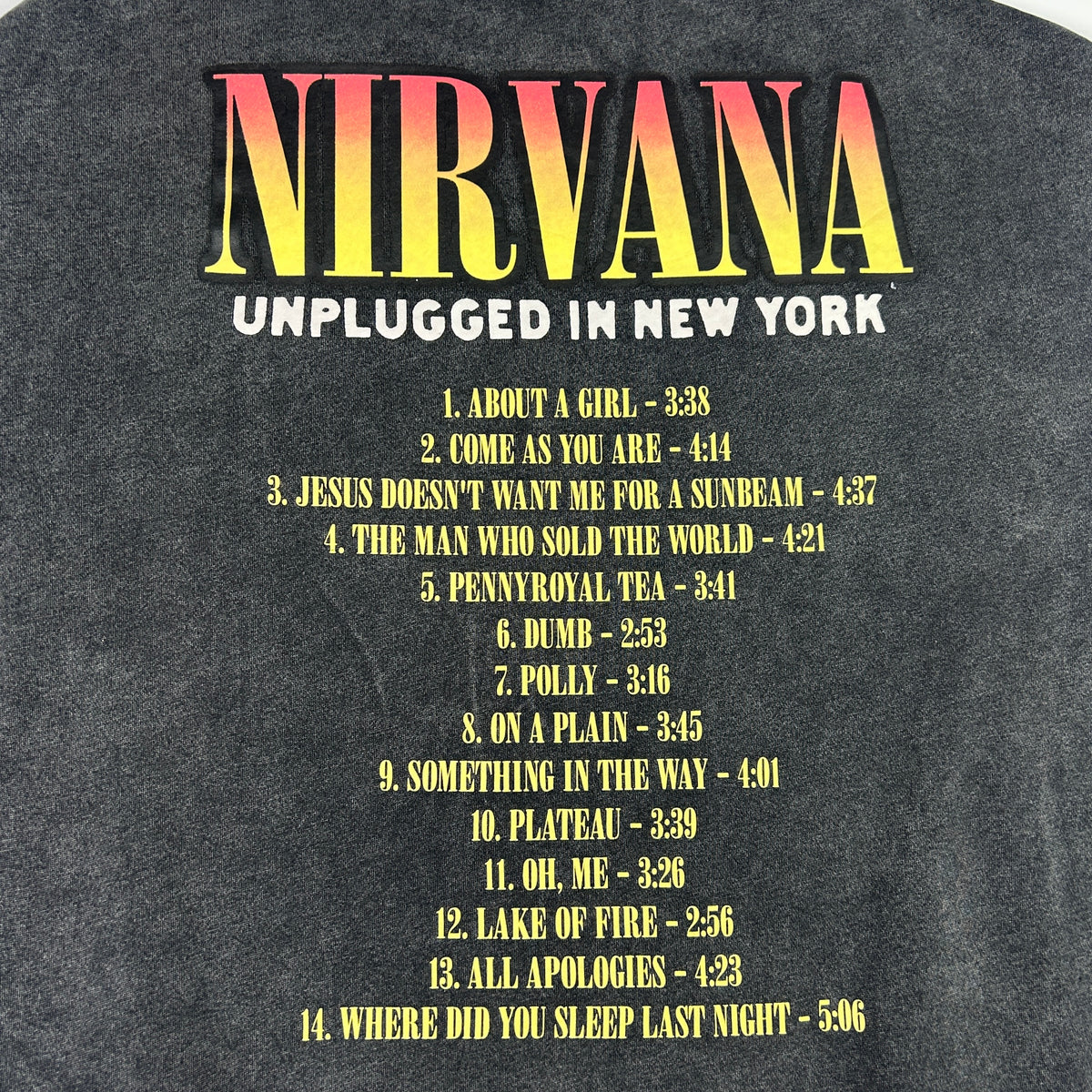 M - 2000's Nirvana Unplugged in New York Vintage Graphic Sweatshirt