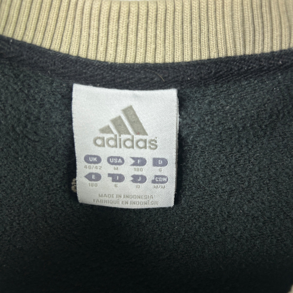 M - Vintage 2000's Adidas Sweatshirt