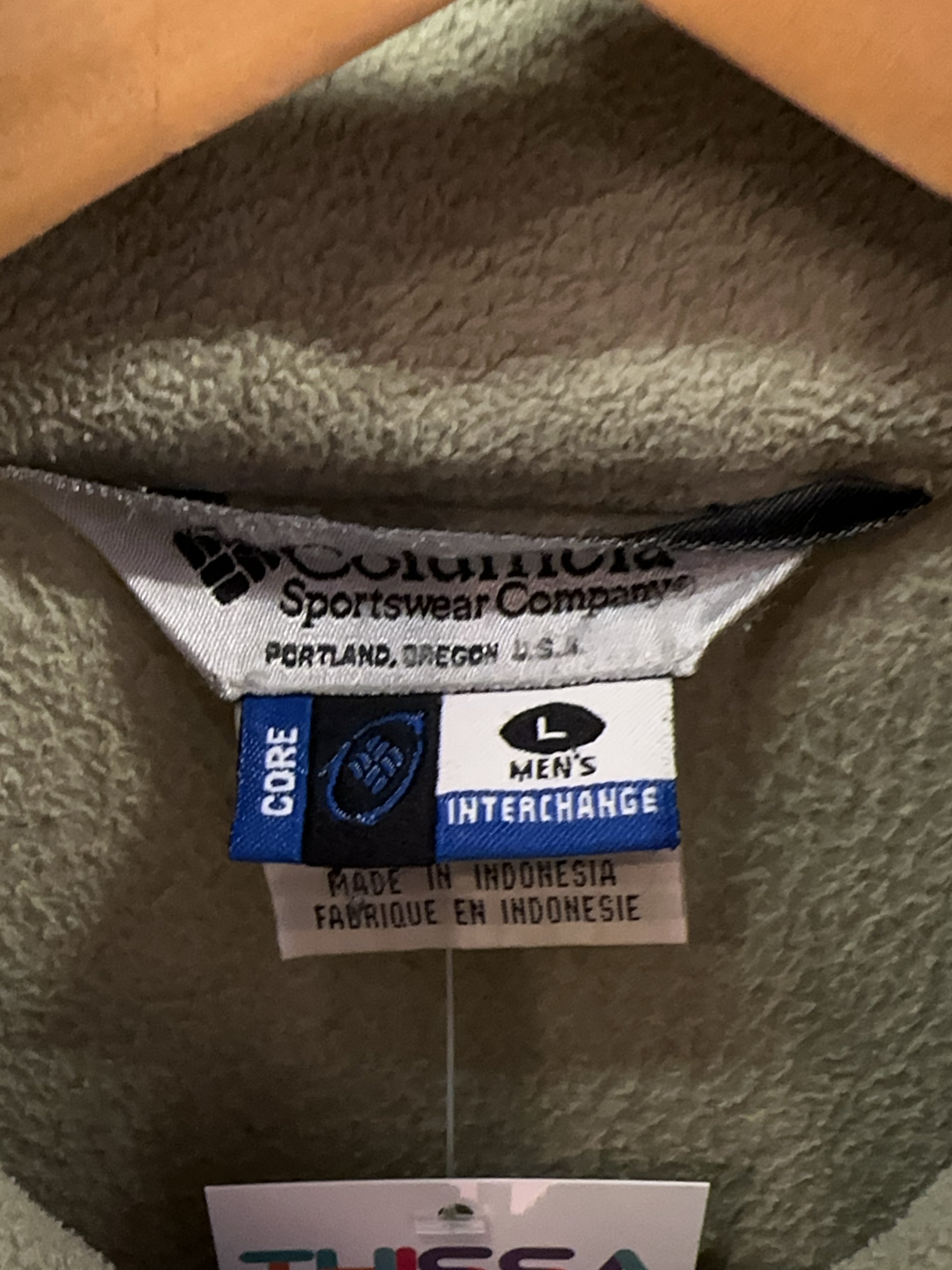 L - Columbia Fleece Jacket