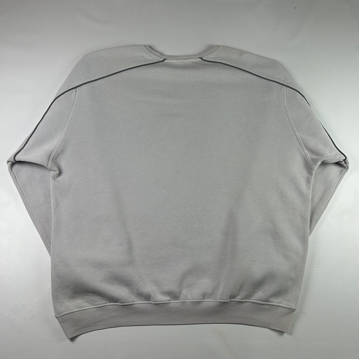 XL - Vintage 2000's Adidas Sweatshirt