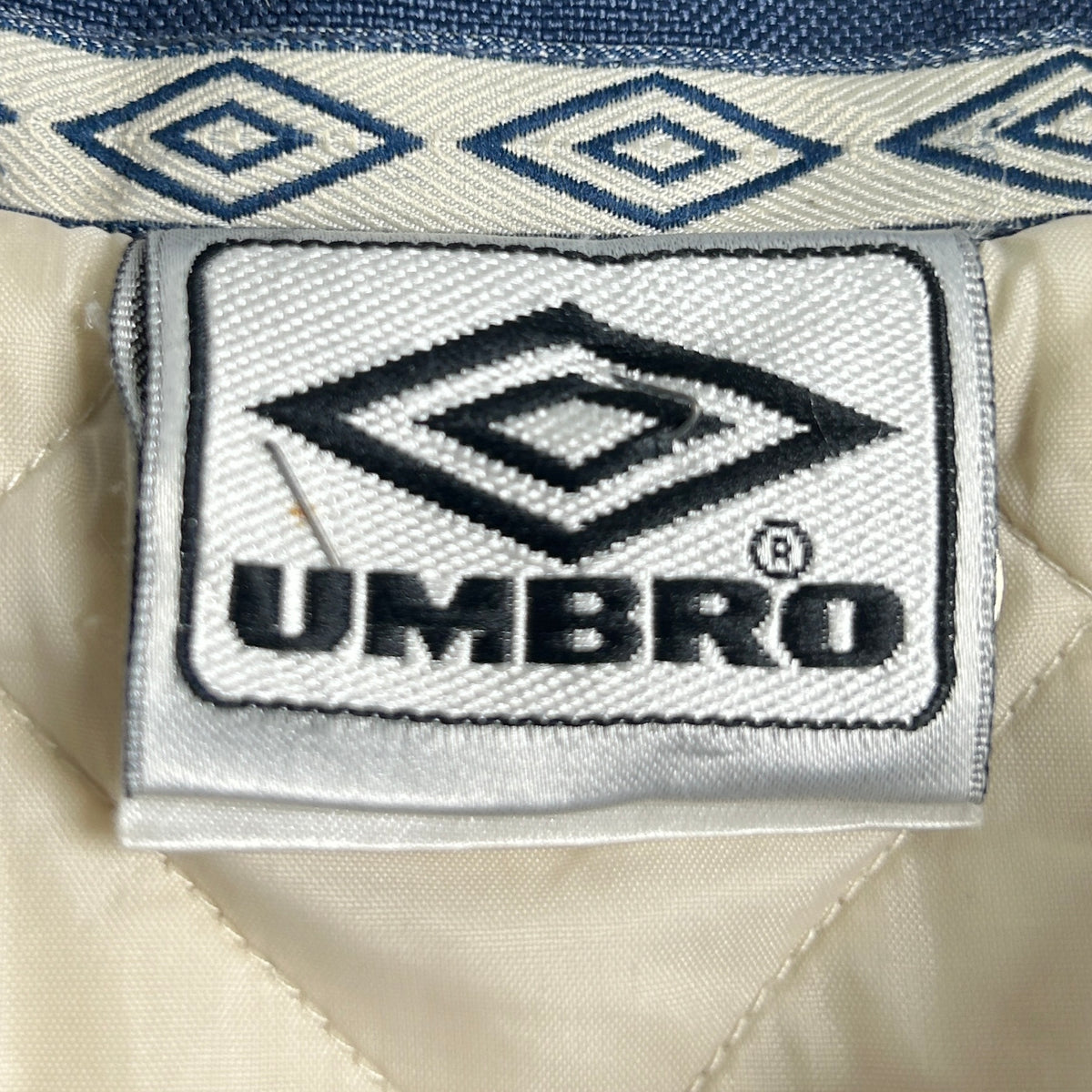 L - Umbro Full-zip