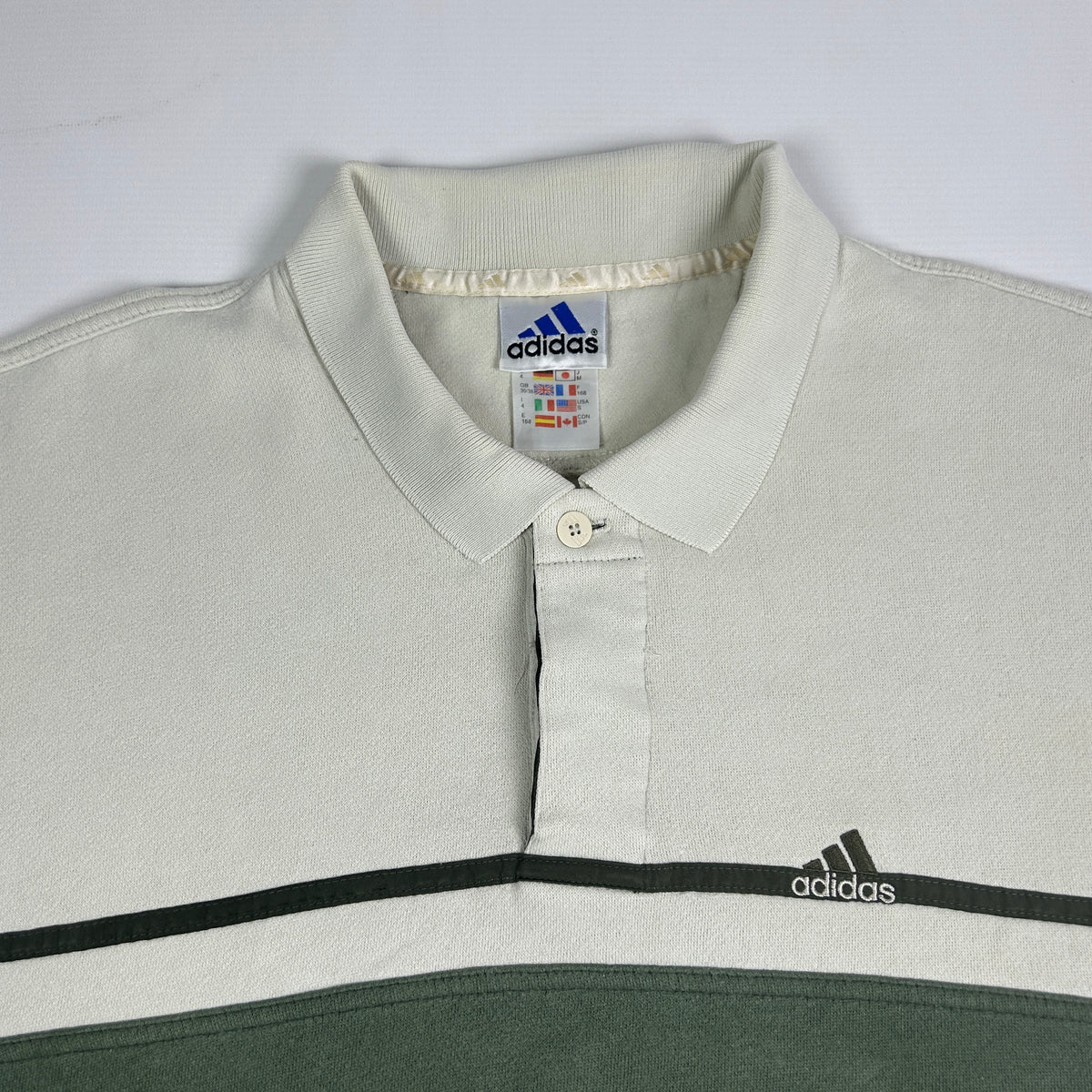 L - 1990's Adidas Sweatshirt Sweatshirt