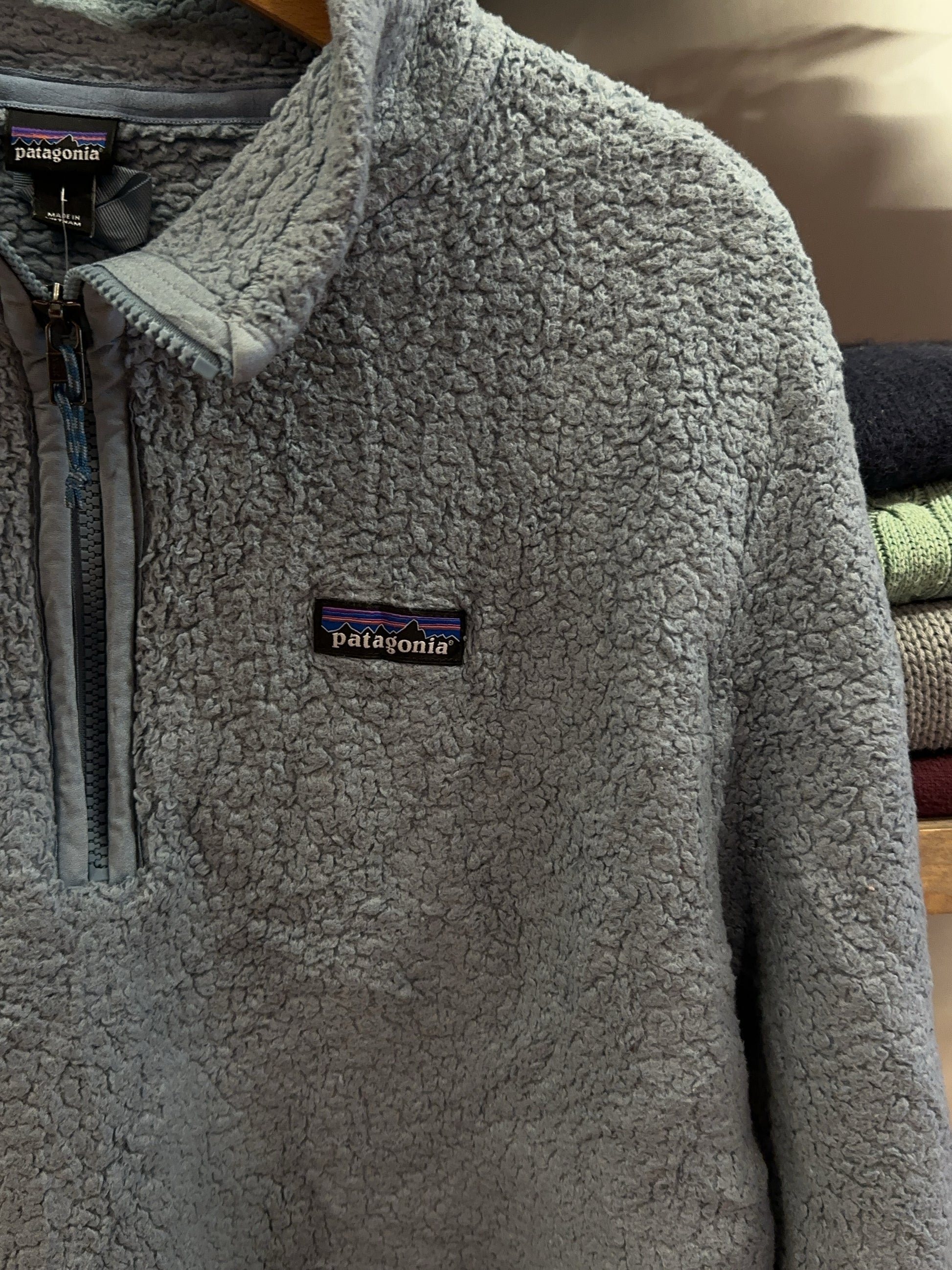 Patagonia Grey Sherpa Quarter-Zip Fleece Pullover - L