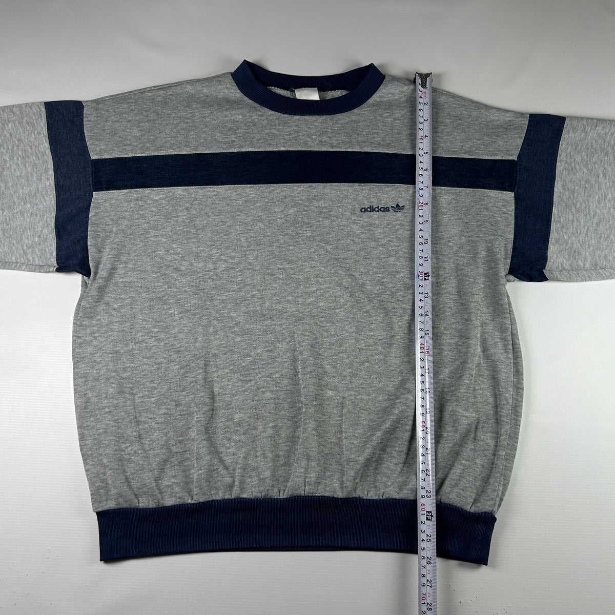 M - Vintage 1990's Adidas Sweatshirt