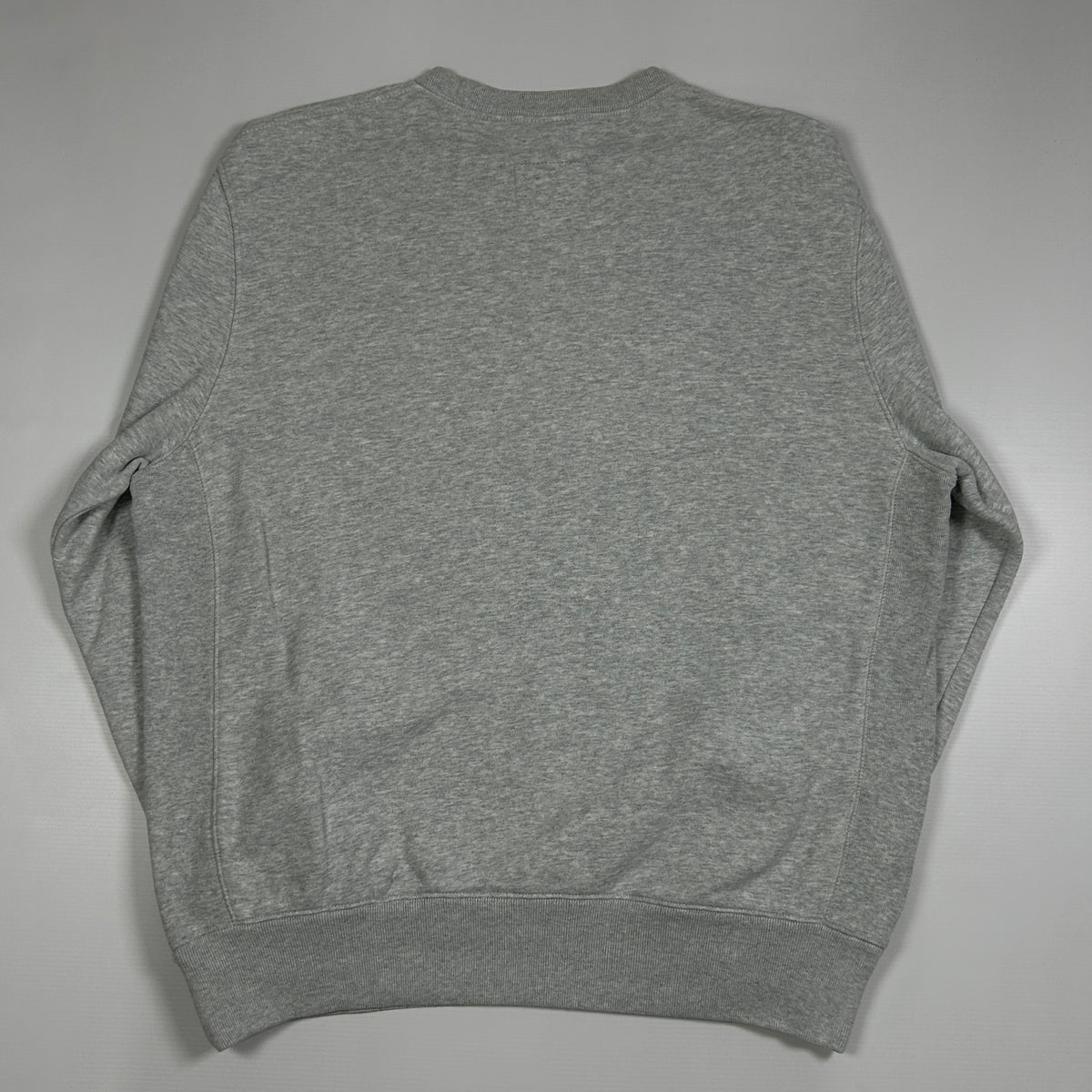 M - Vingage 1990's Mitchell & Ness New York Knicks Grey Crewneck Sweatshirt