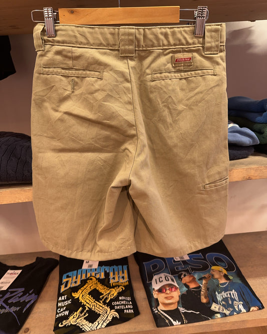 27 - Dickies Shorts