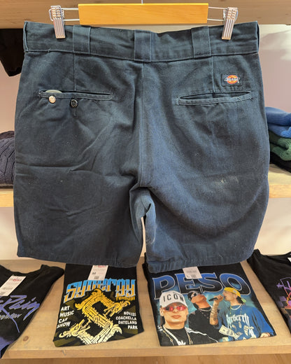 33 - Dickies Shorts