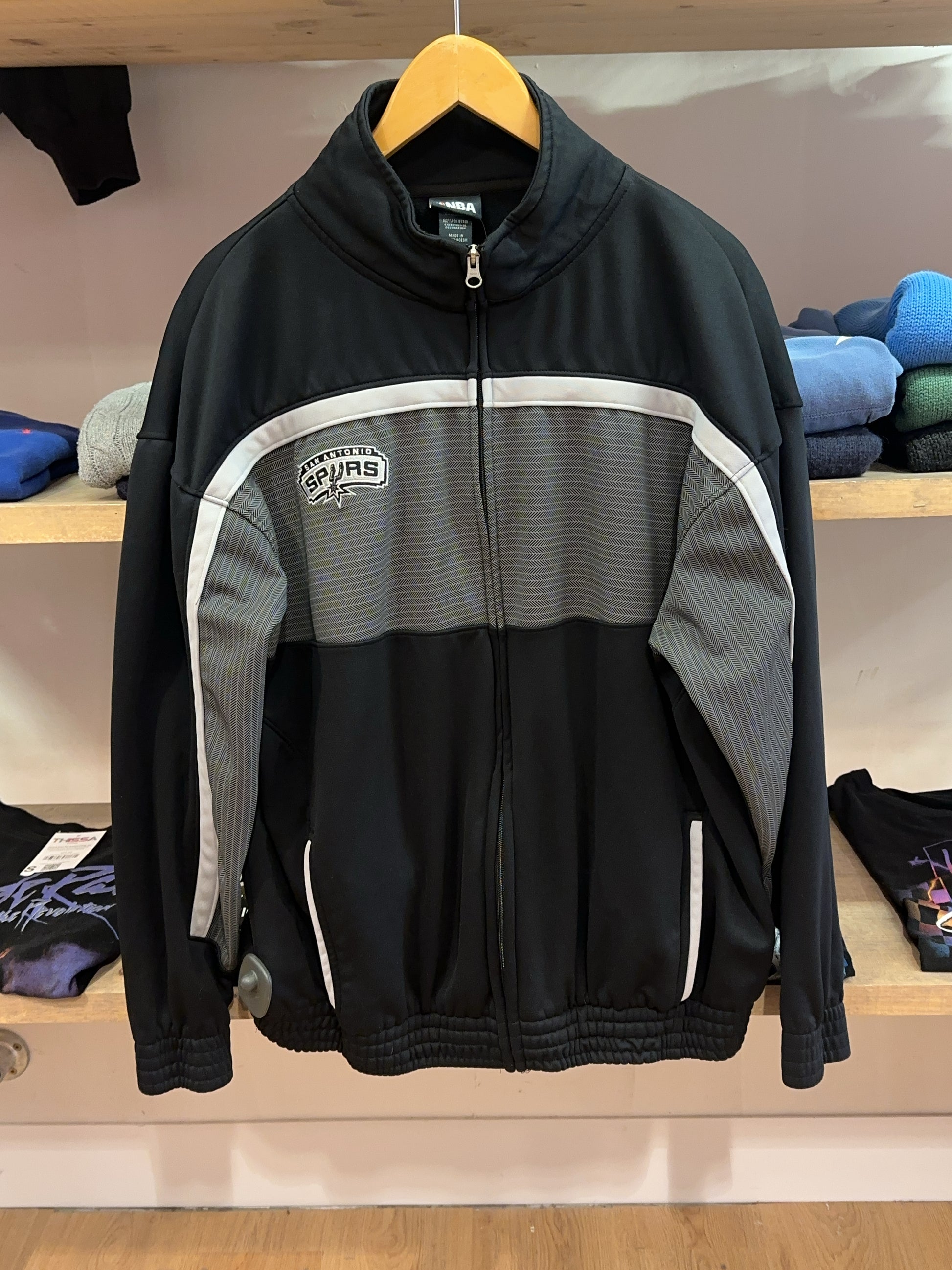 L - Vintage San Antonio Spurs NBA team tracksuit jacket