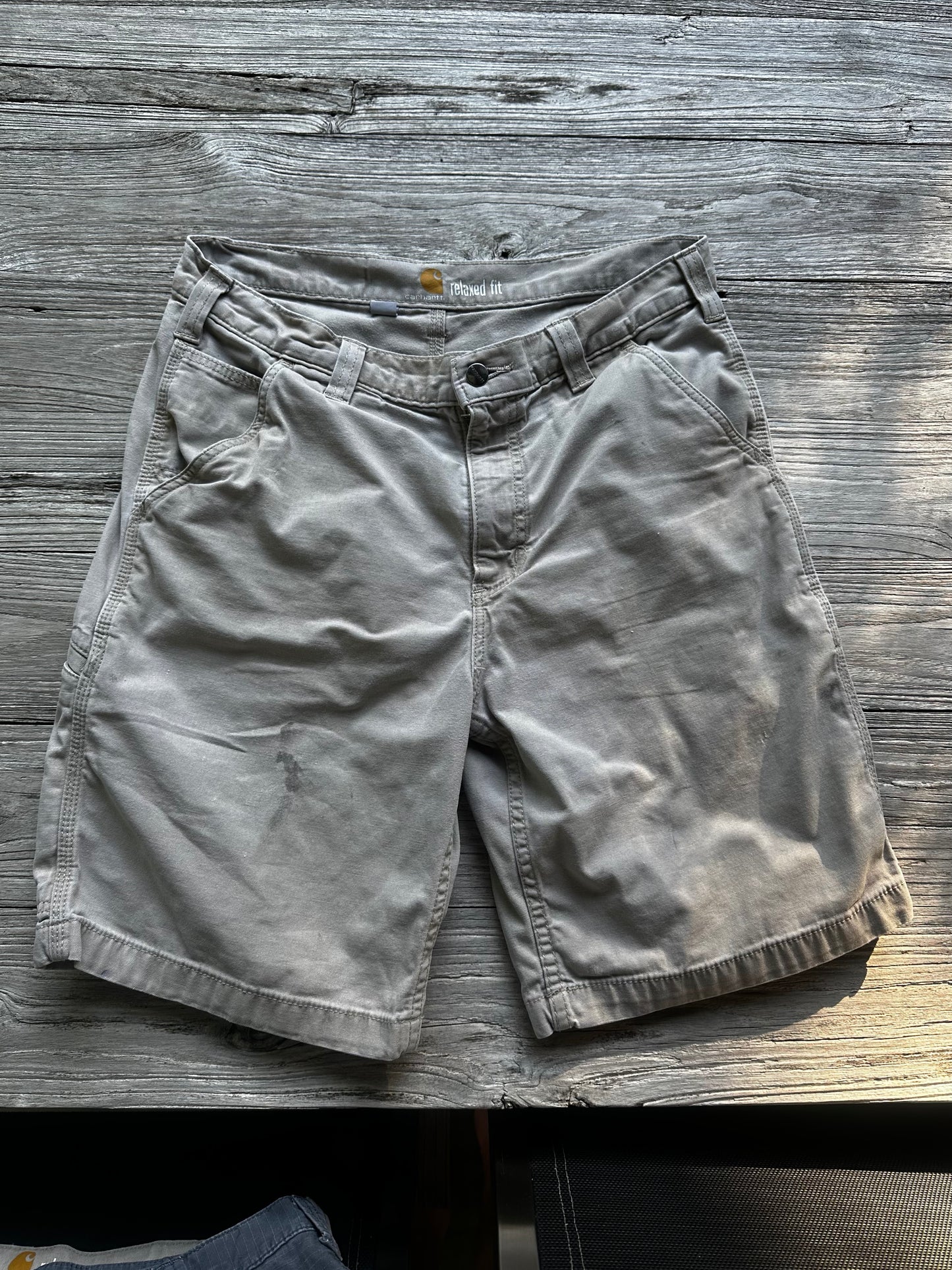 33 - Carhartt Shorts
