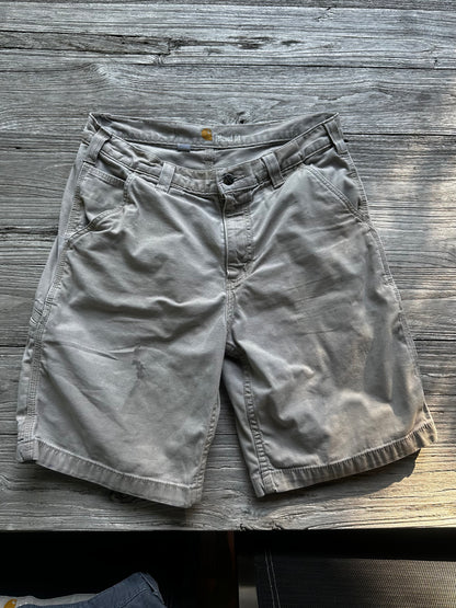 33 - Carhartt Shorts