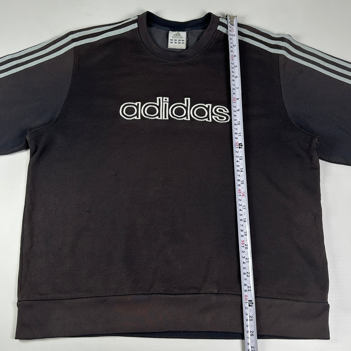M - Vintage 2000's Adidas Sweatshirt