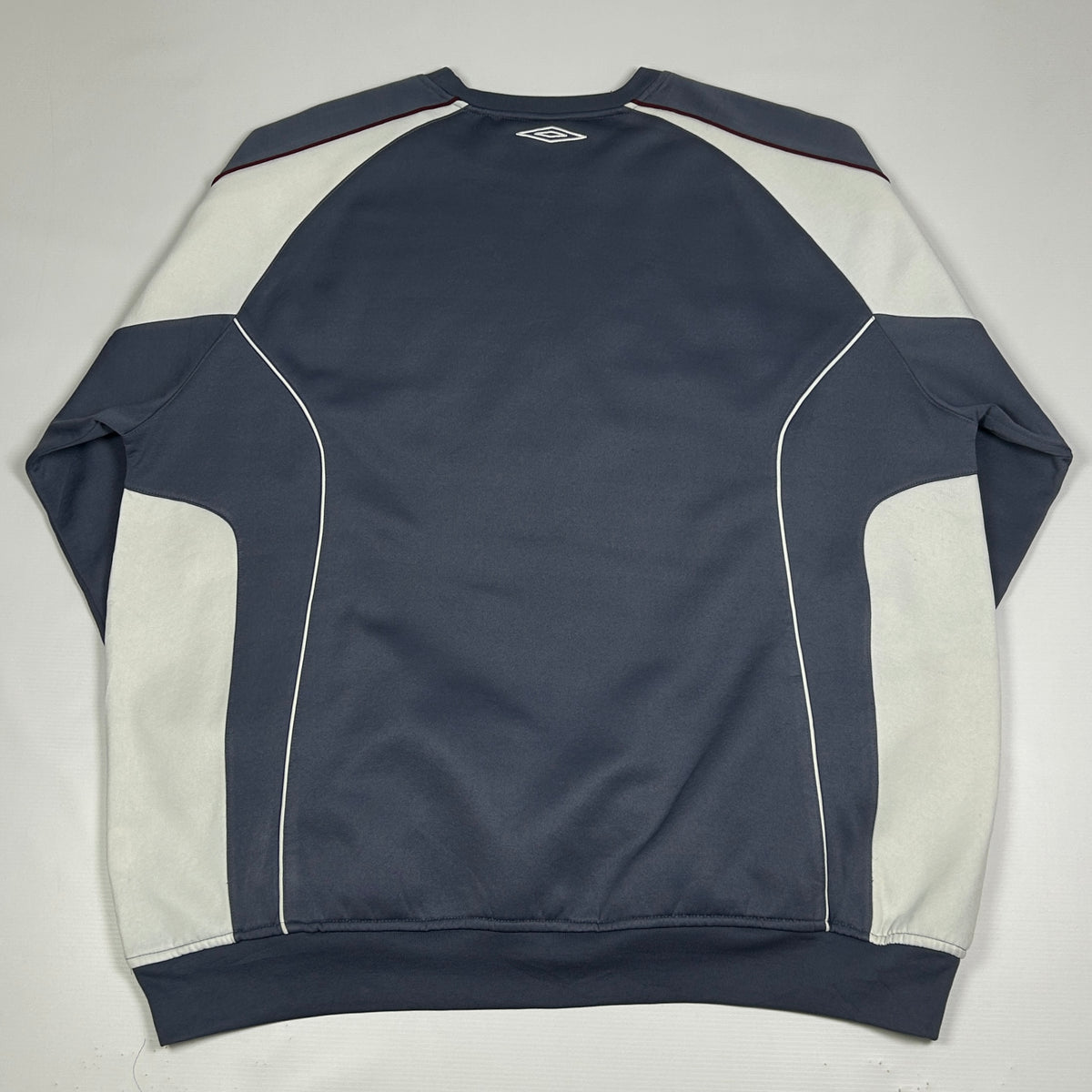 XL - Vintage 2000's Umbro Sweatshirt