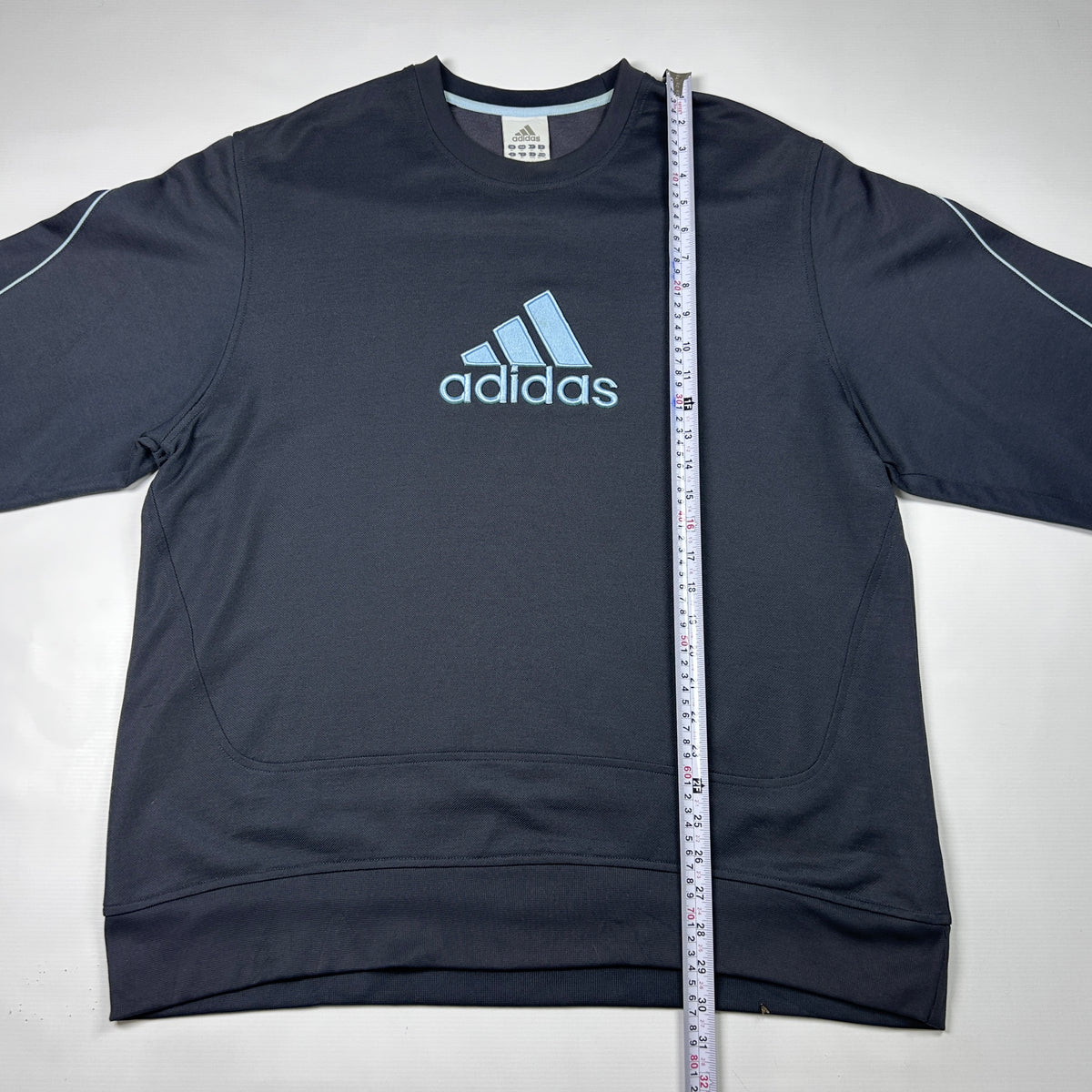 XL - Vintage 2000's Adidas Sweatshirt