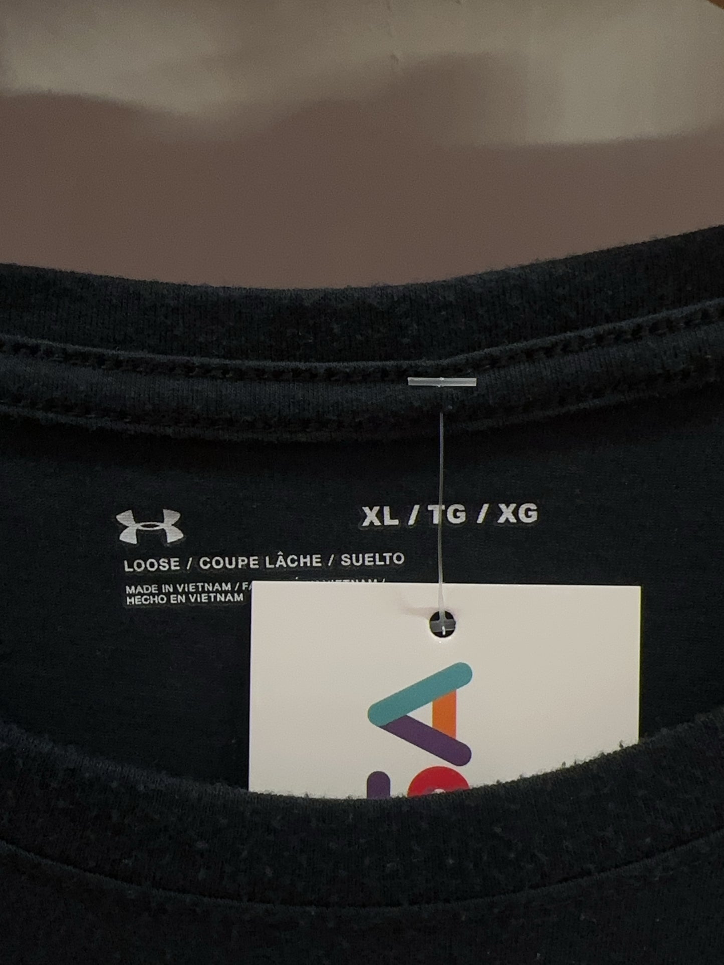 XL - Under Armour T-shirt
