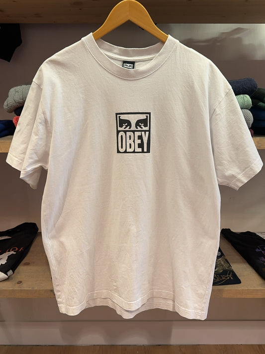 Obey T-shirt - M