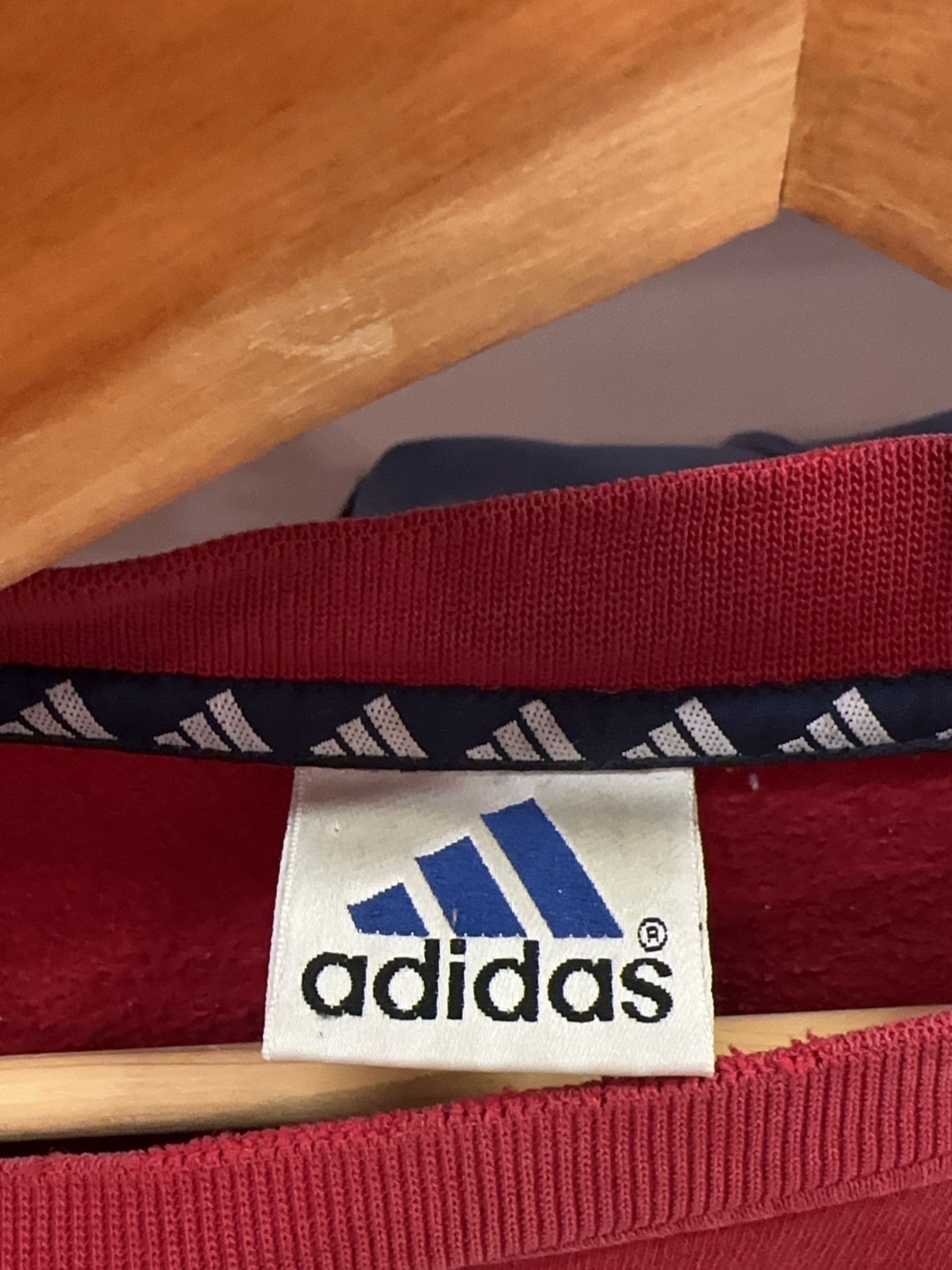 S - Vintage 2000's Adidas Sweatshirt