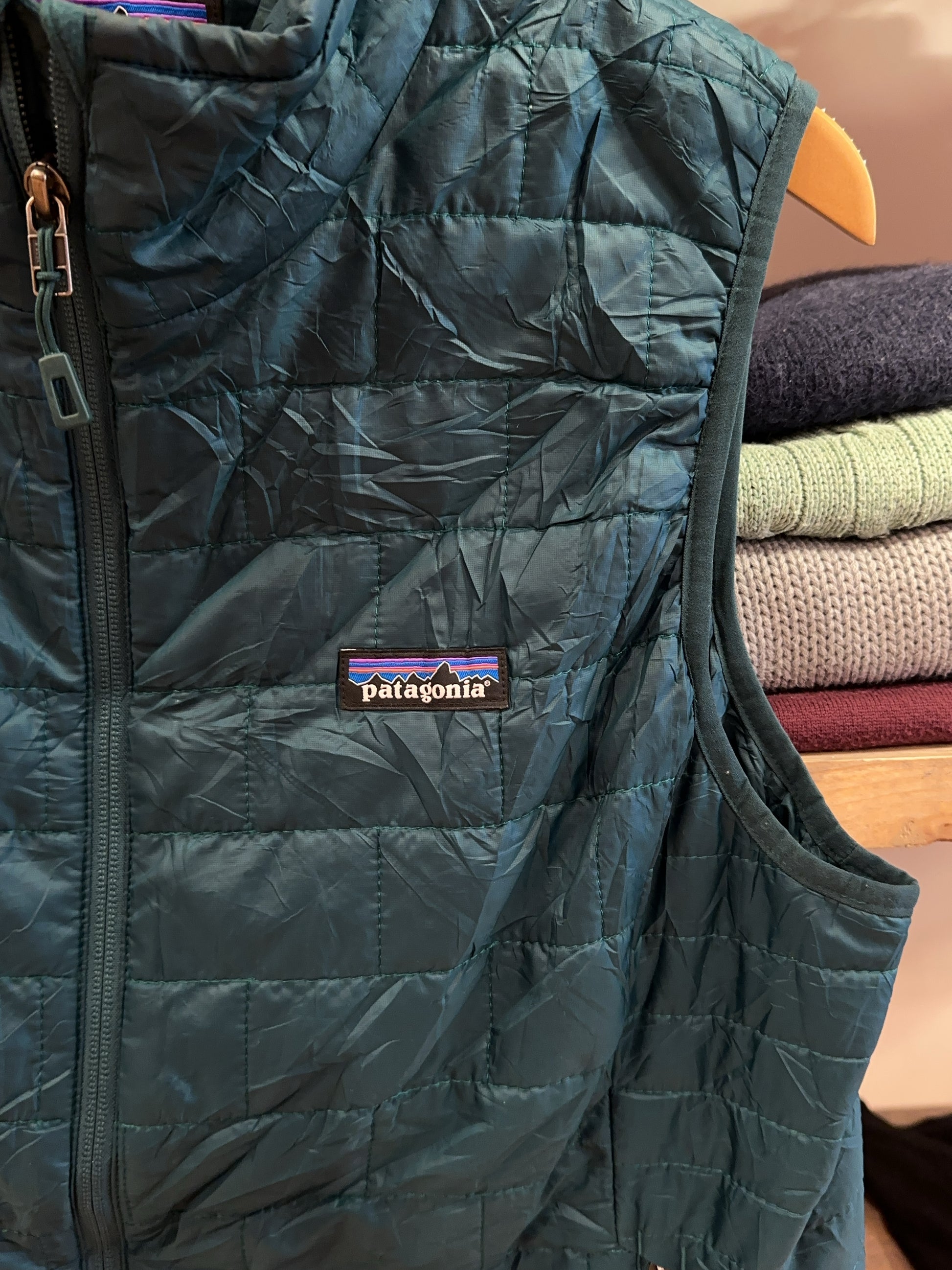 Vintage 2010's Patagonia Puffer Vest - L
