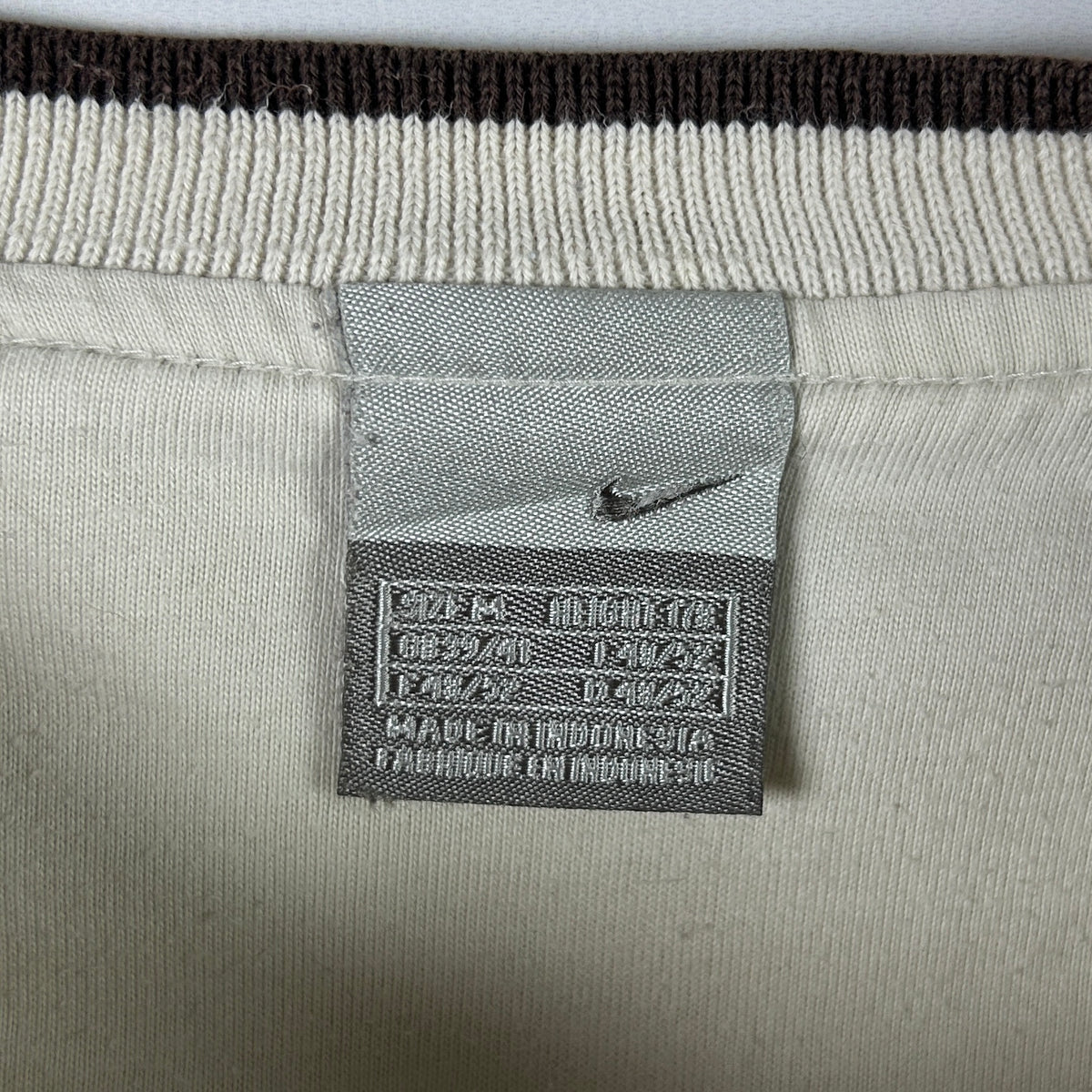M - Vintage 2000's Nike Sweatshirt