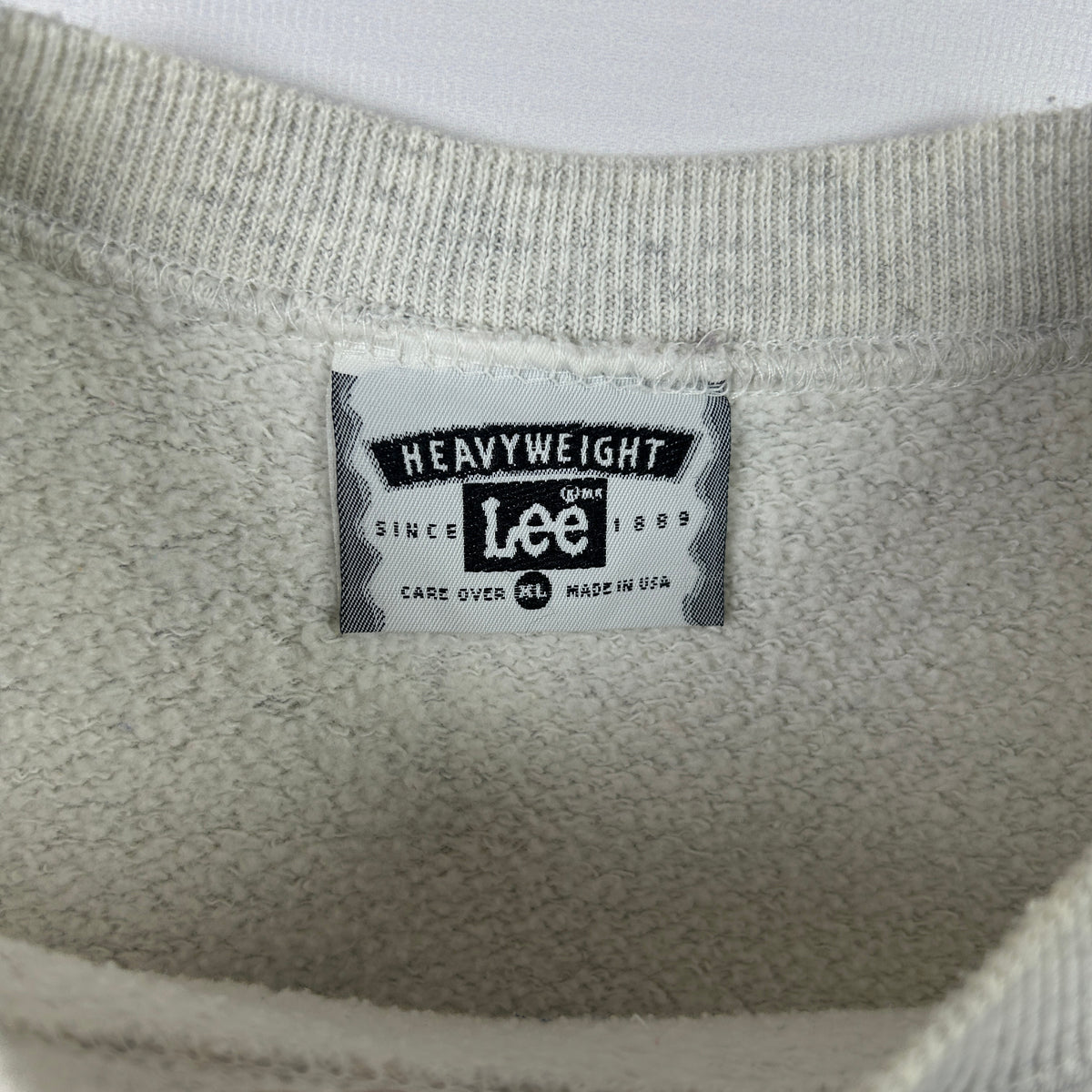 XL - 2000's Nevermore Graphic Crewneck Sweatshirt