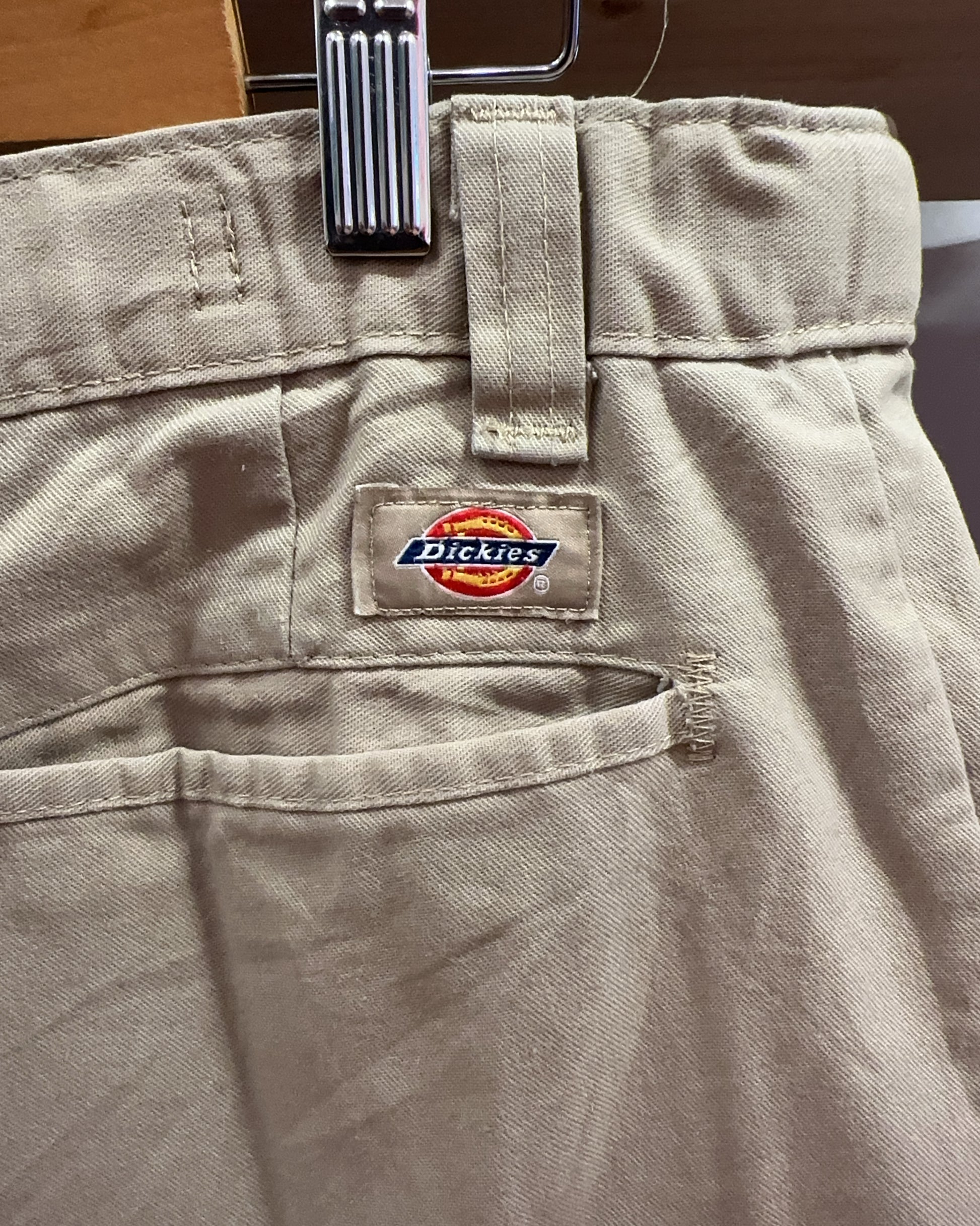36 - Dickies Shorts