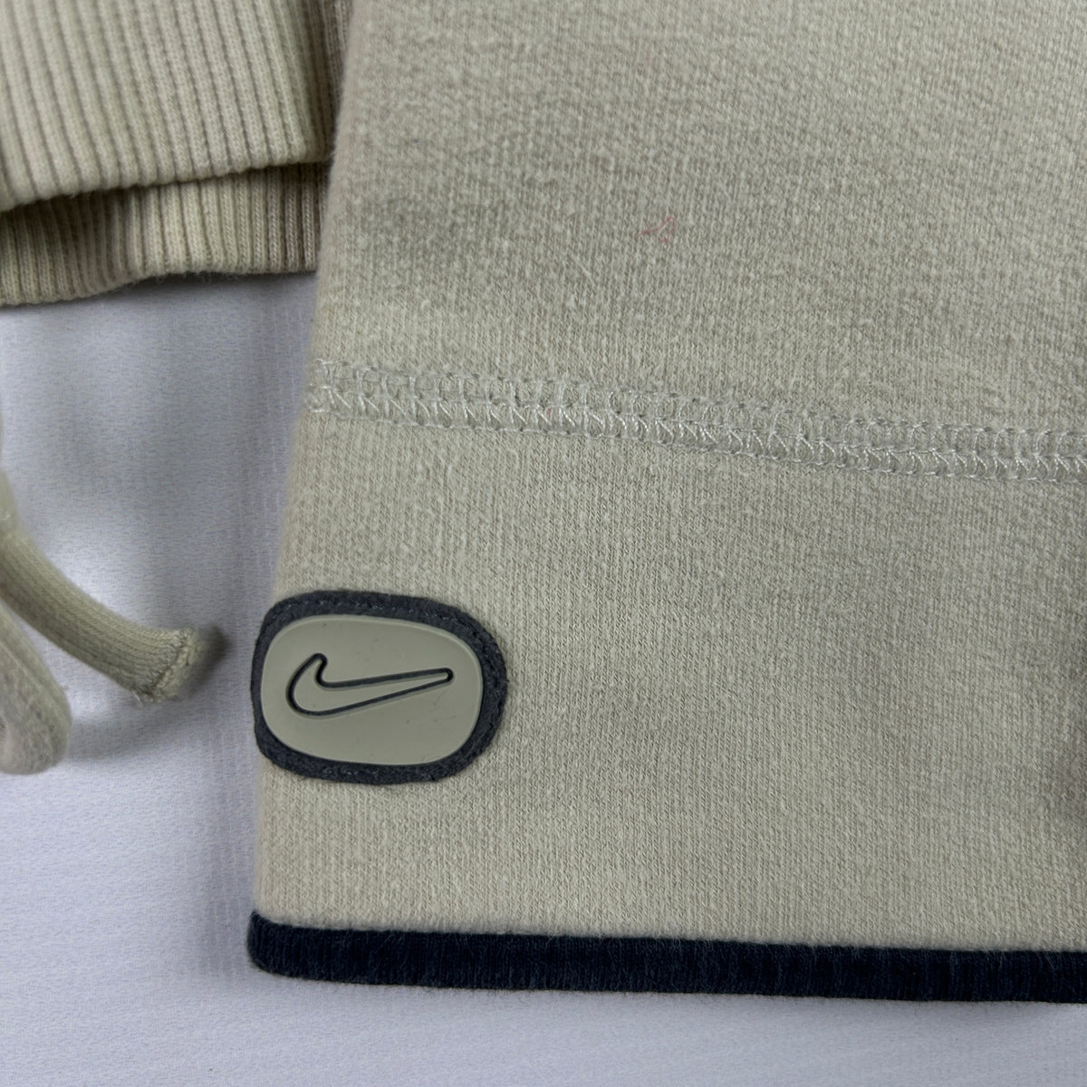XS - Vintage 2000's Nike Sweatshirt