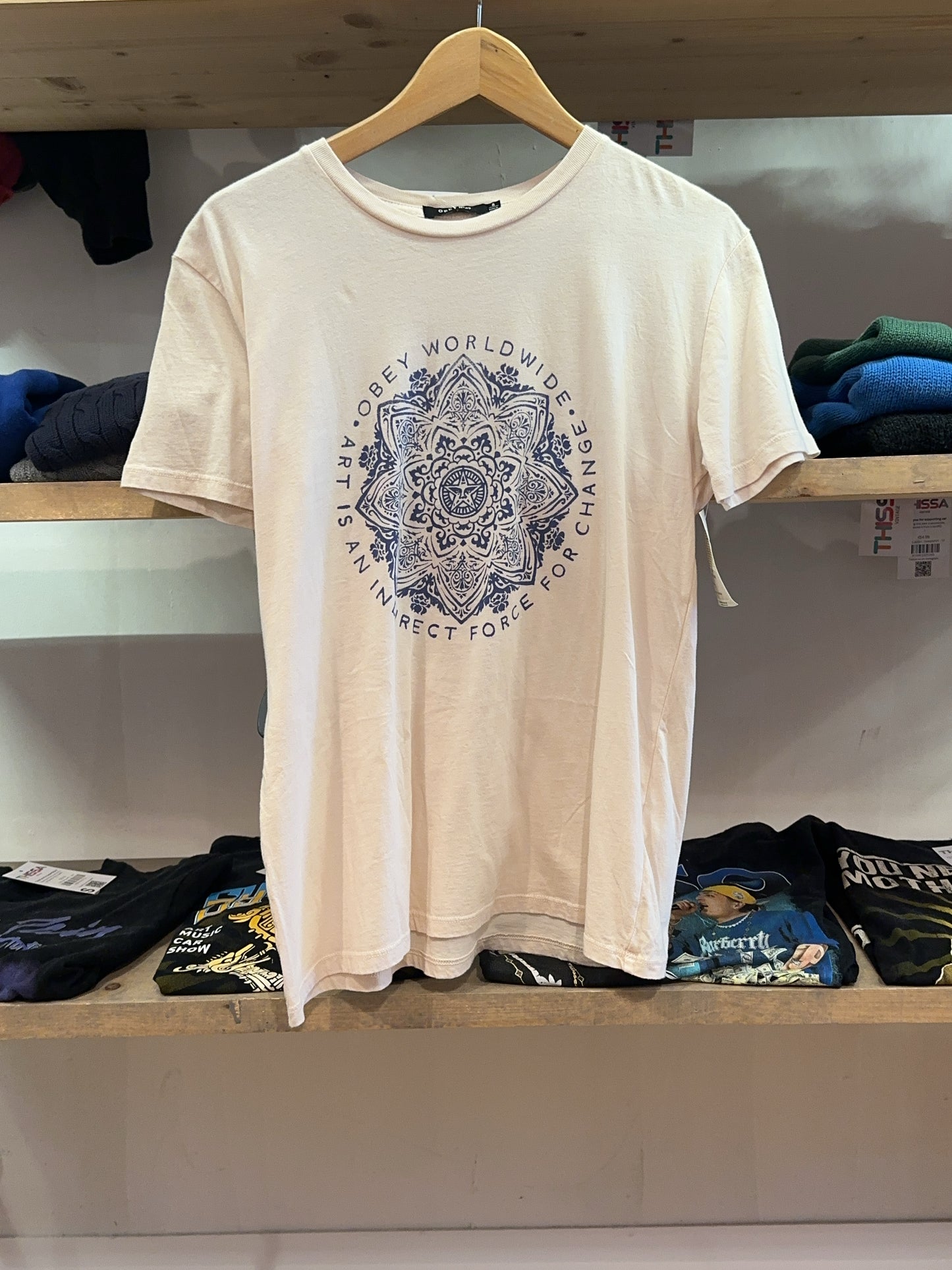S - Obey T-shirt