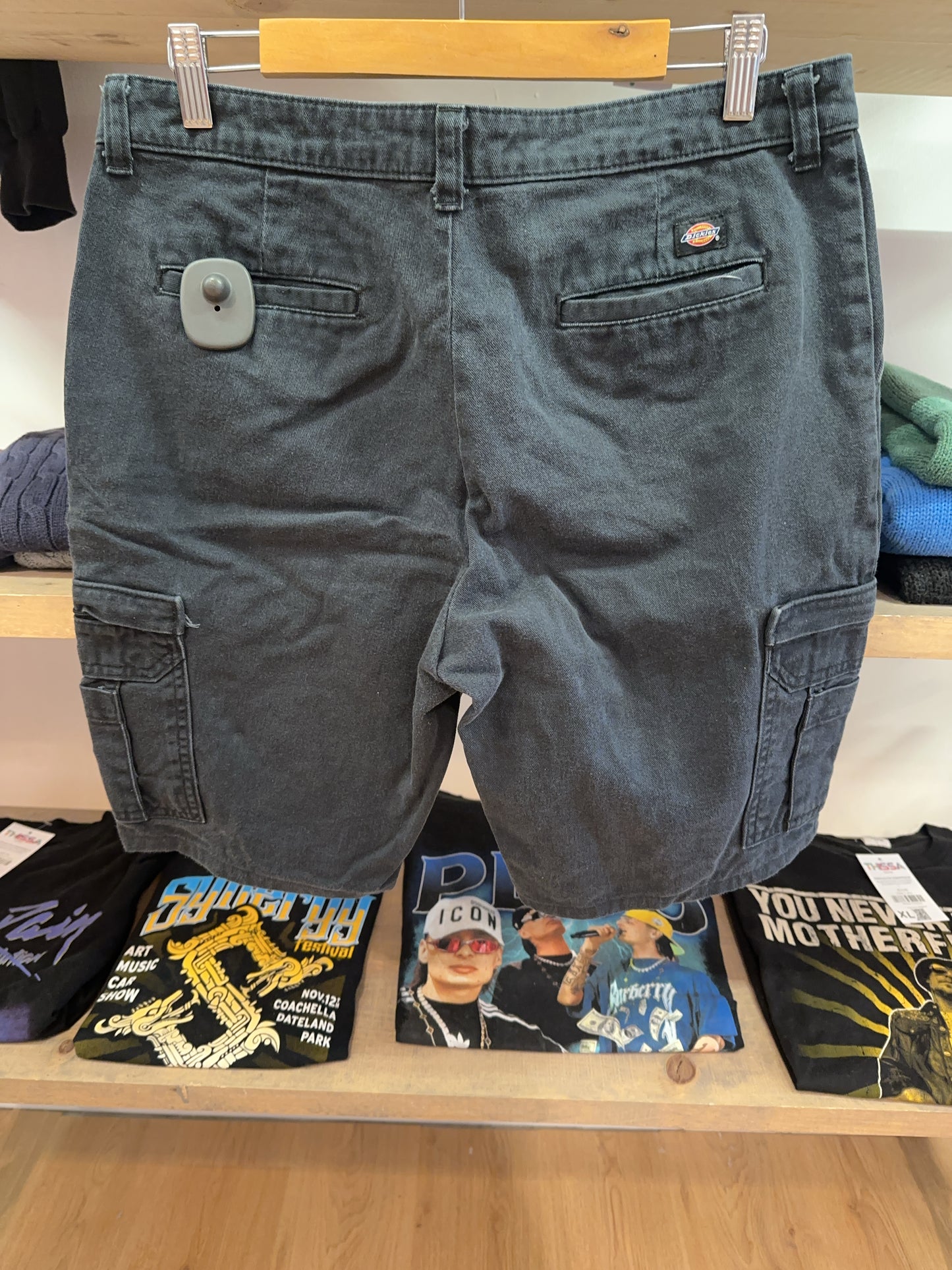 32 - Dickies Shorts