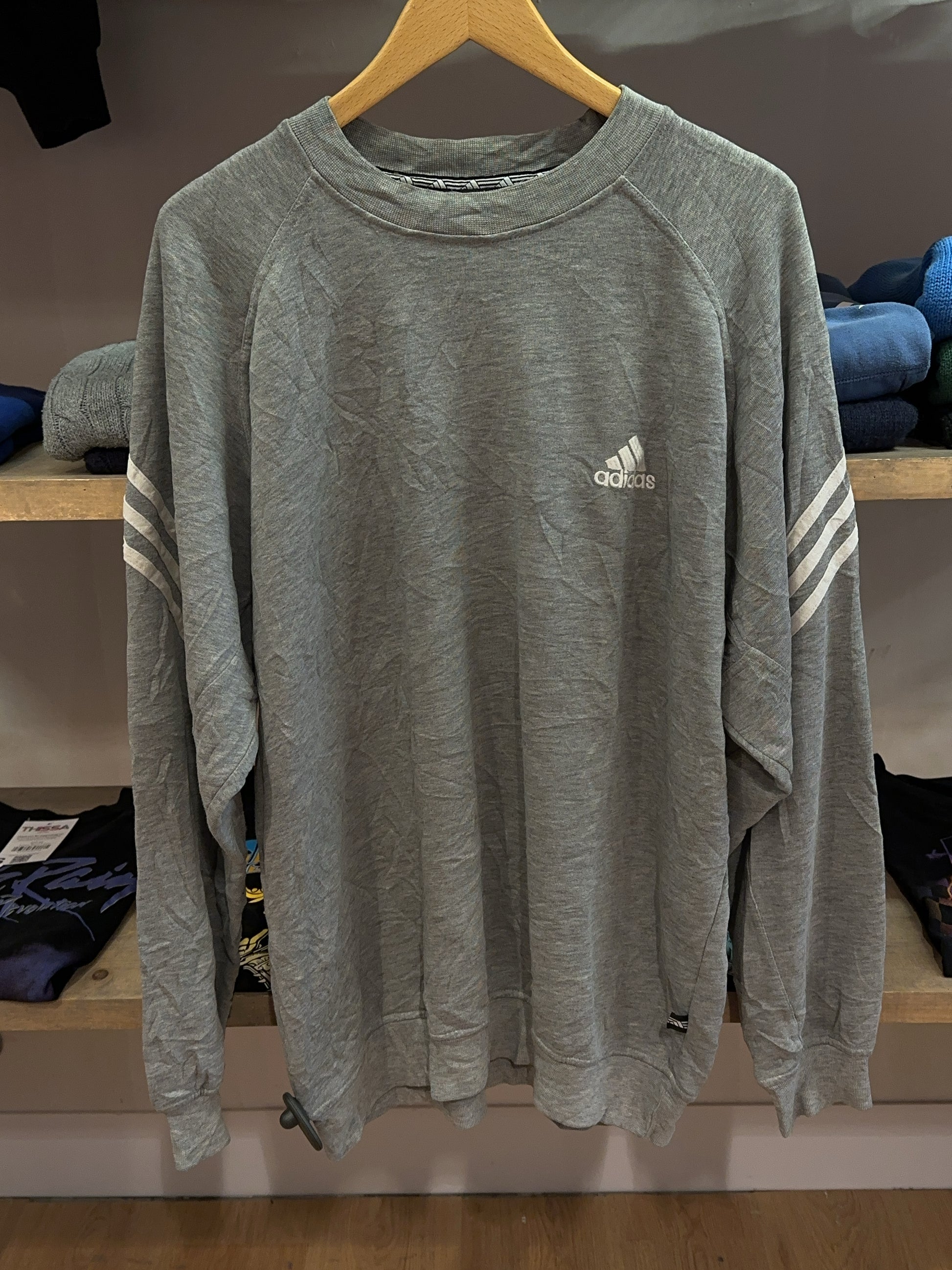 L - Vintage 2010's Adidas Sweatshirt