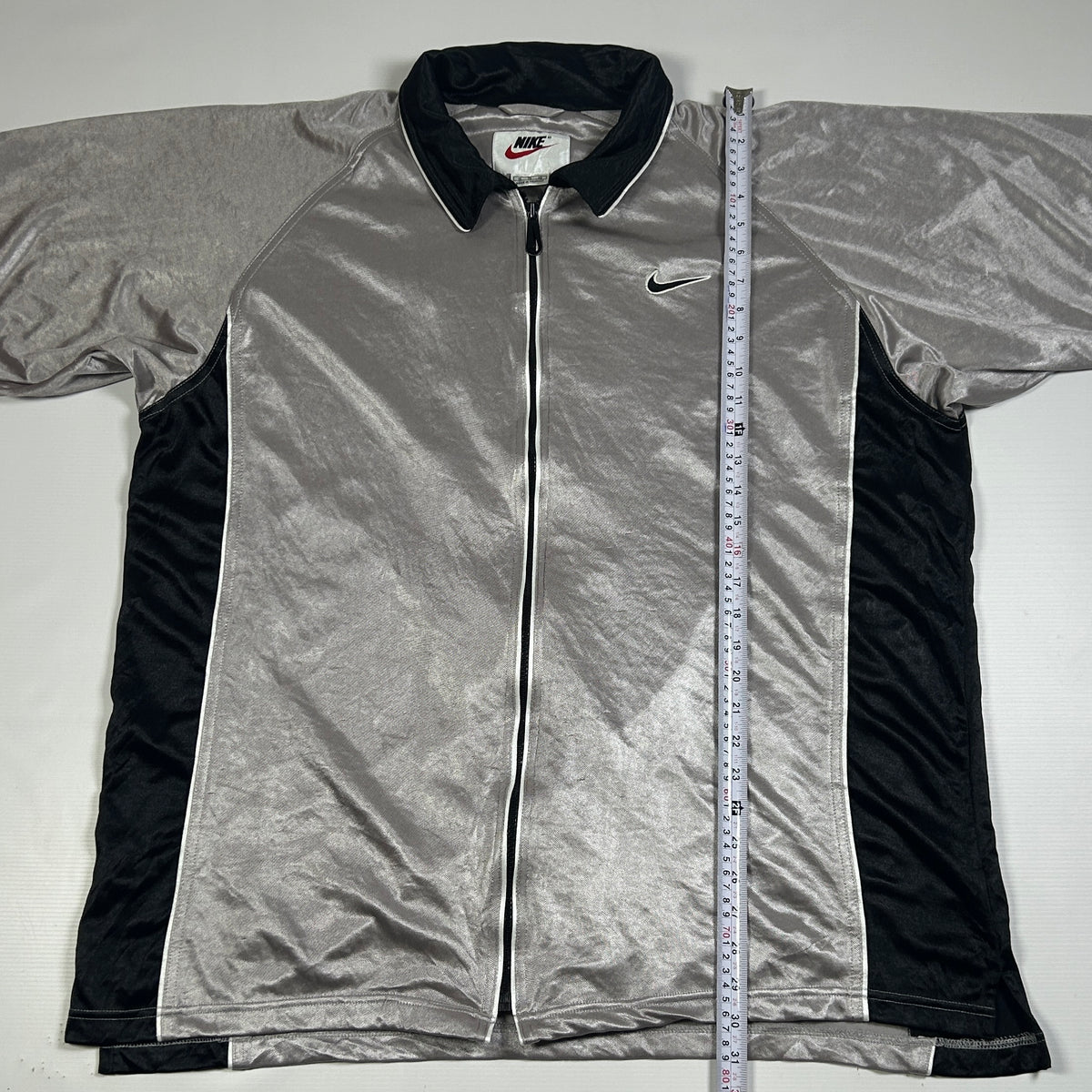 XL - Vintage 1990's Velvet Warm Up Track Nike Shirt