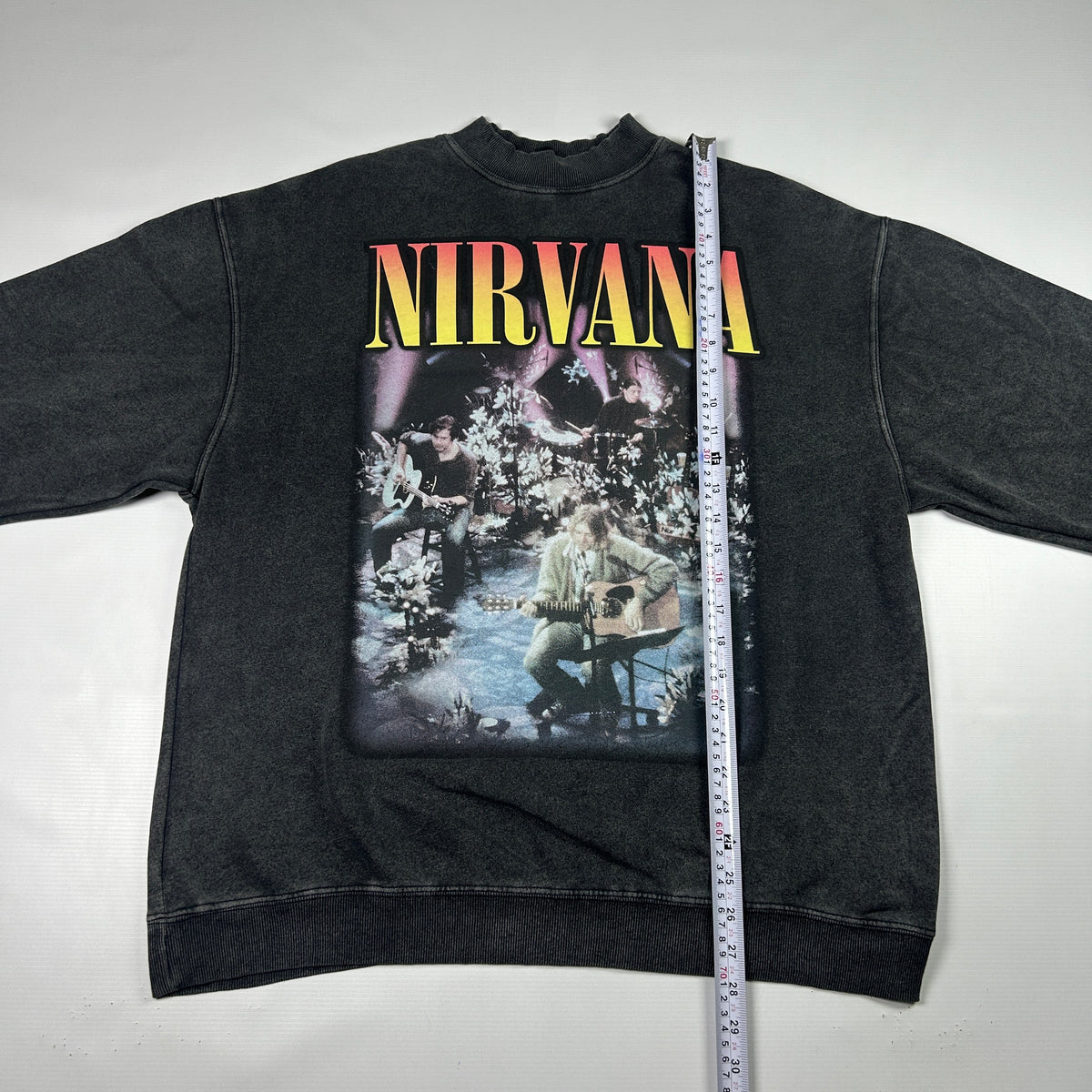 M - 2000's Nirvana Unplugged in New York Vintage Graphic Sweatshirt