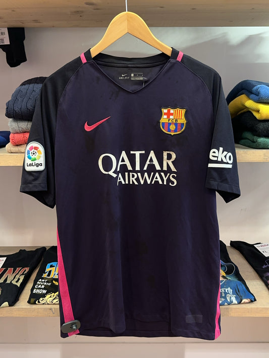 2016-17 FC Barcelona Nike Away Football Shirt - L