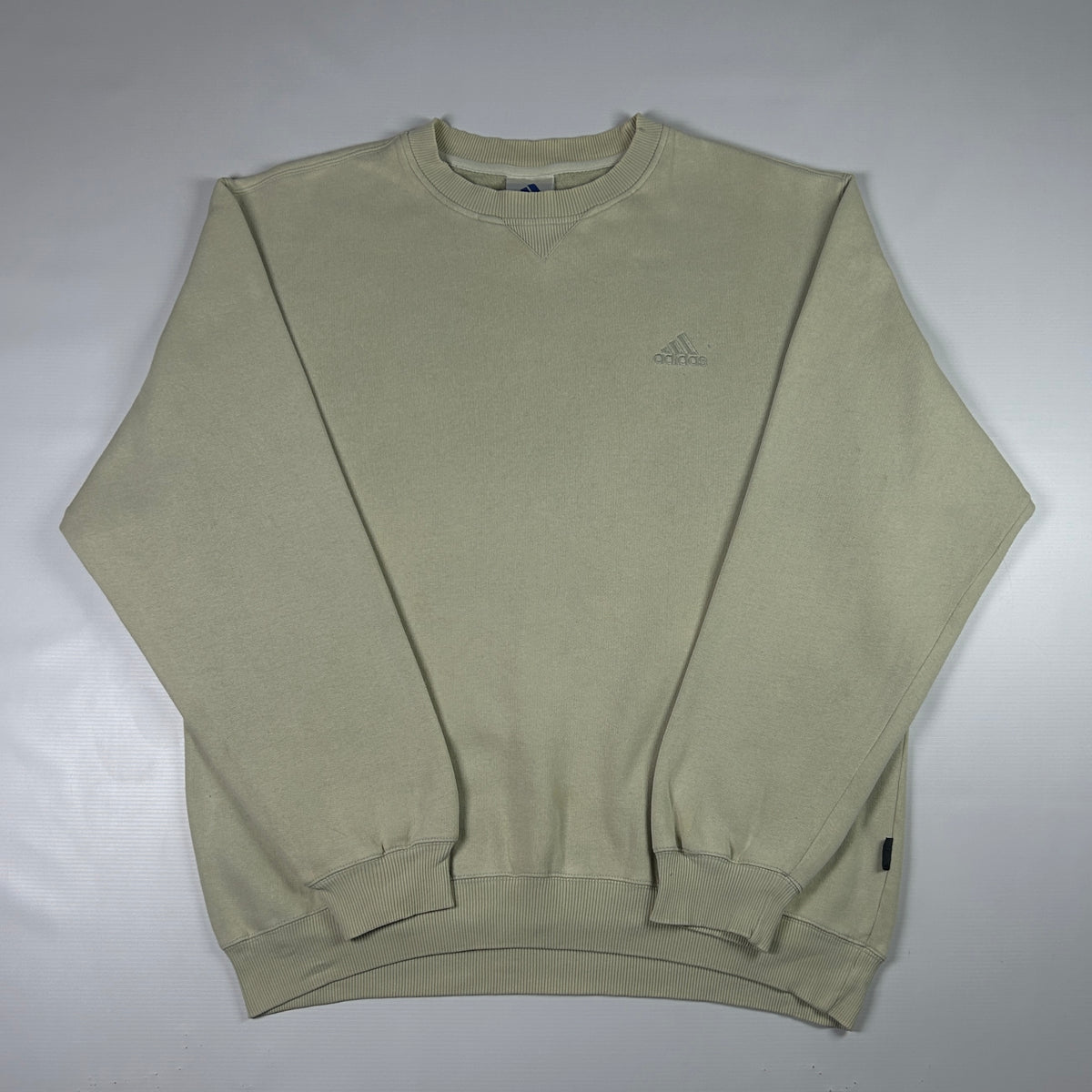 L - Vintage 2000's Adidas Sweatshirt
