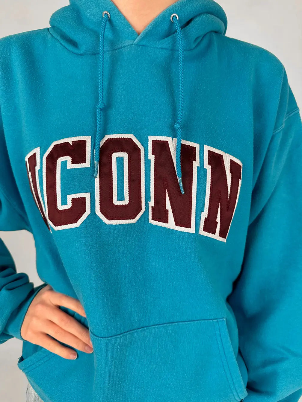 University of Connecticut - Hoodie - L